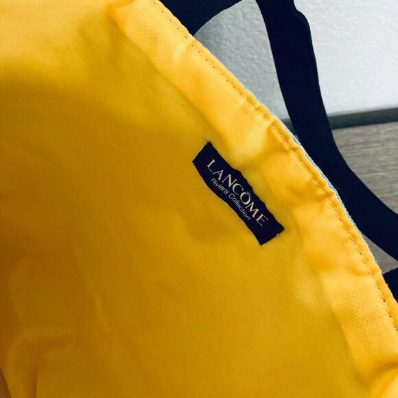 Lancome Vintage Travel Graphic Canvas Tote Bag - Picture 5 of 6